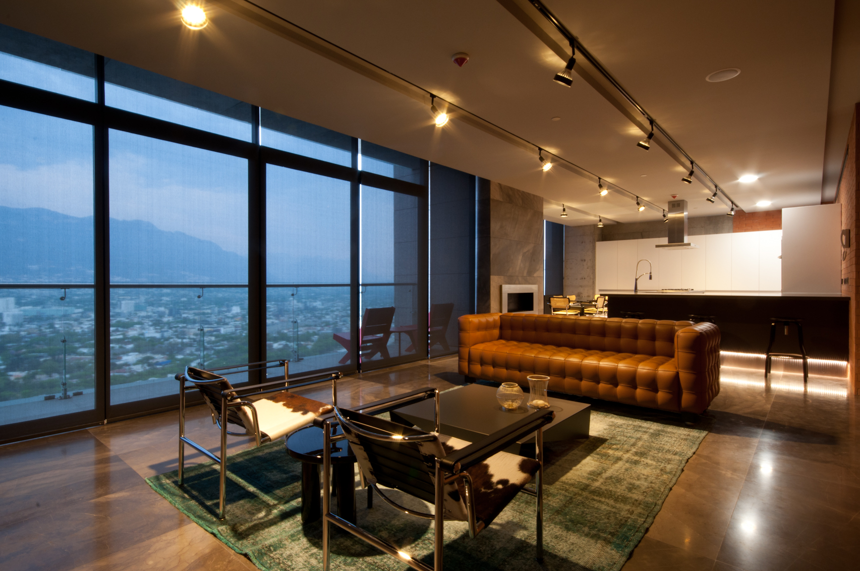 Victor Martinez Arcangeles P15 Low-Res-01